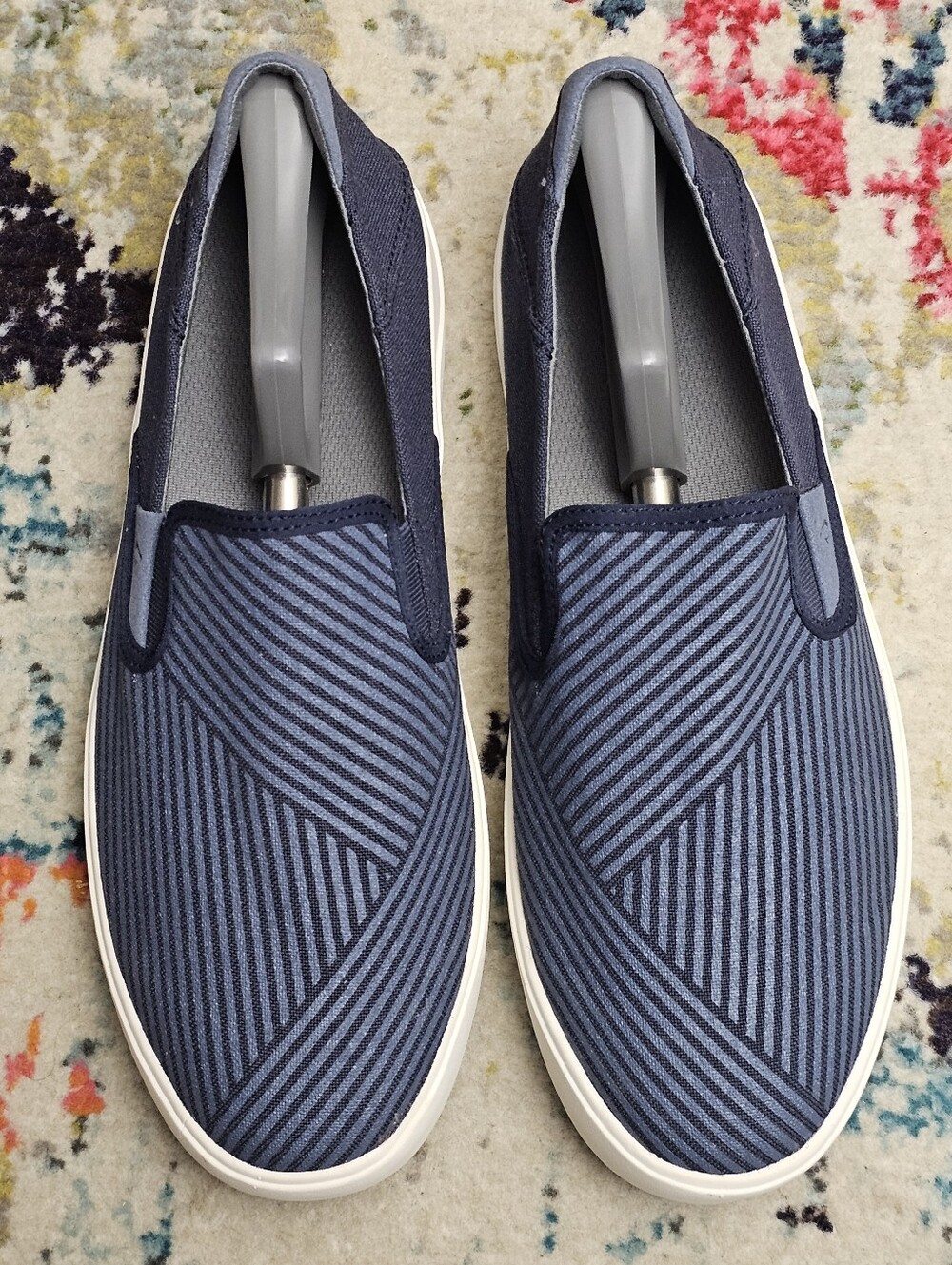 OluKai Lae'ahi Lole Slip On Sneakers Men's Size 11 Blue Canvas Gum Drop-in Heel